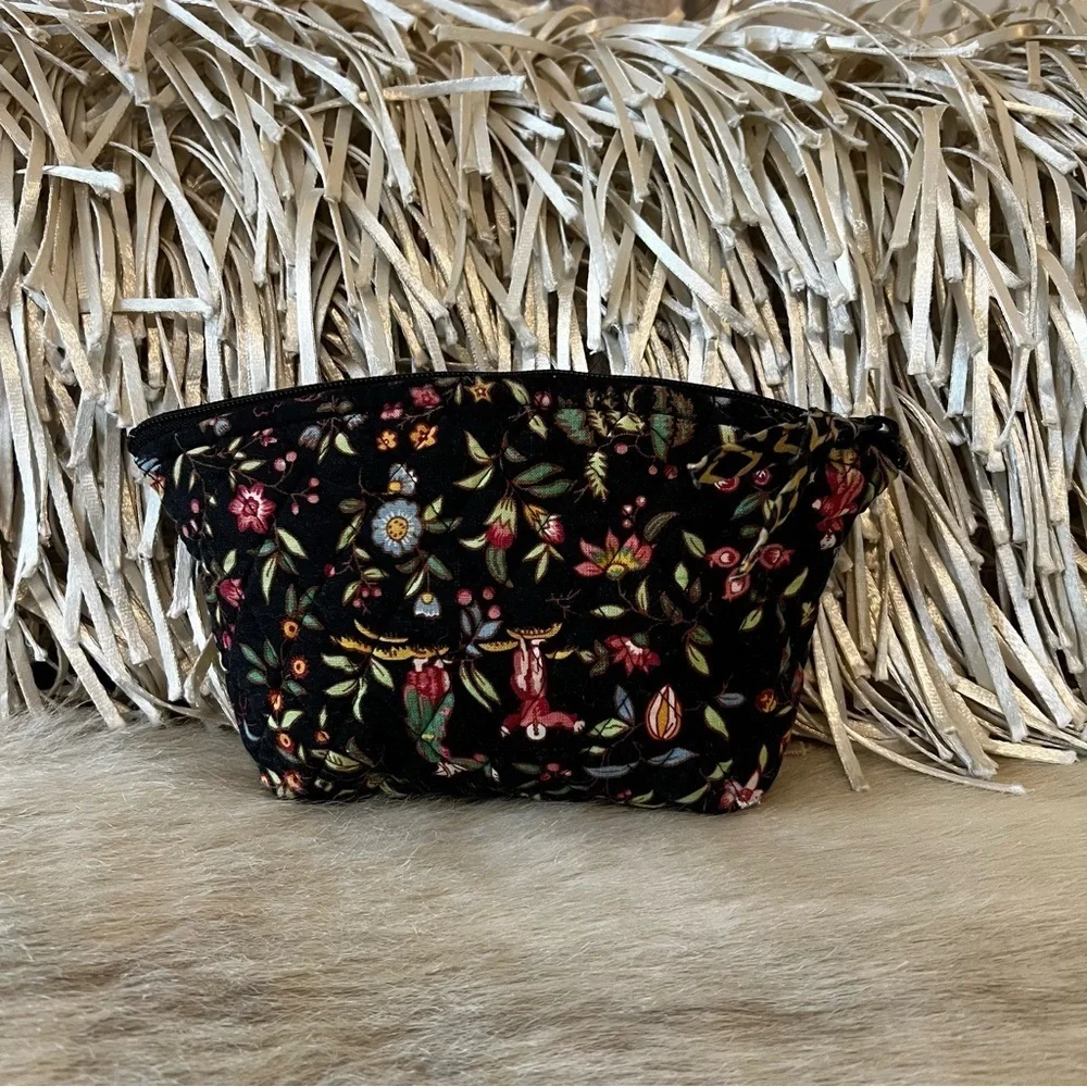 Vintage VERA BRADLEY Ming 2001 Curved Cosmetic Case Black Yellow Red Asian
